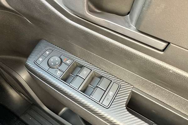 2024 Mitsubishi Triton GLX MV 4X4