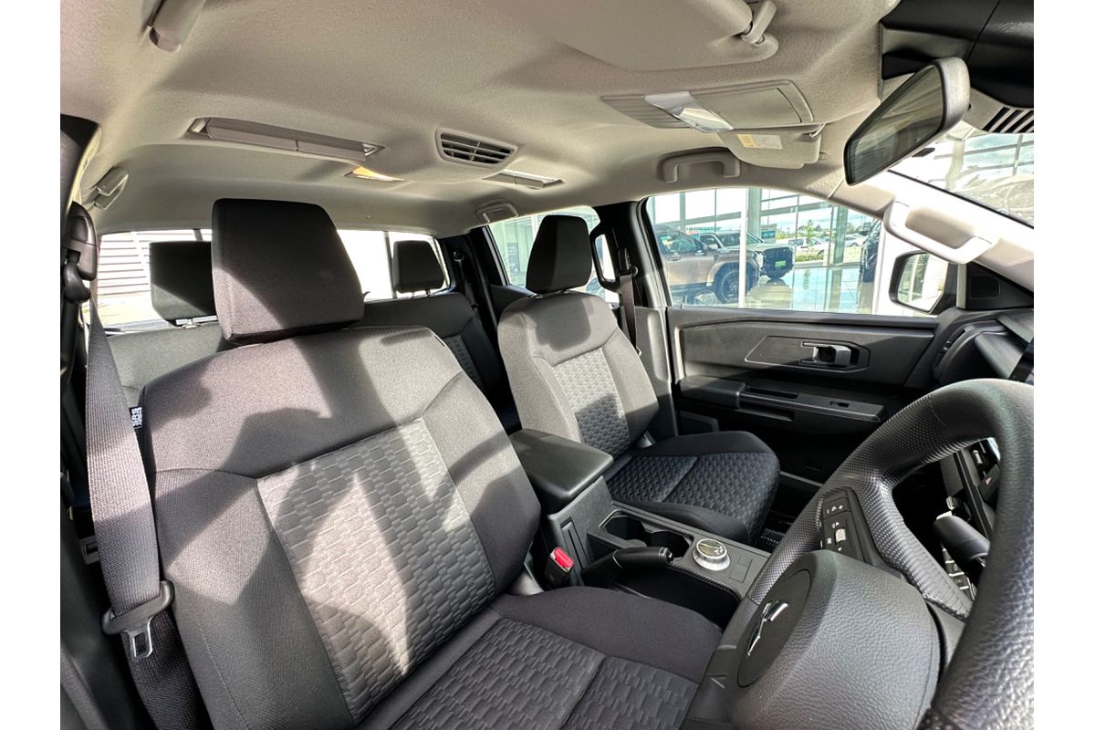 2024 Mitsubishi Triton GLX MV 4X4