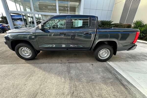 2024 Mitsubishi Triton GLX MV 4X4