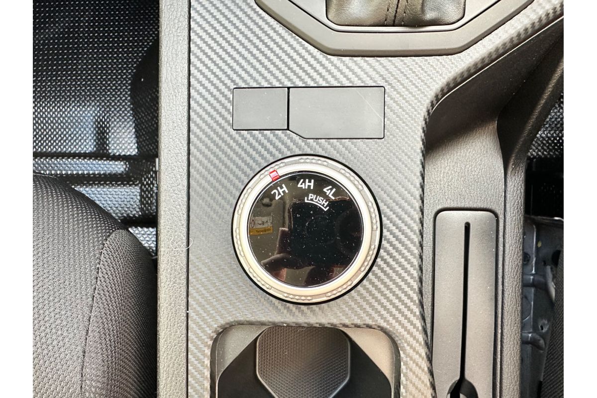 2024 Mitsubishi Triton GLX MV 4X4