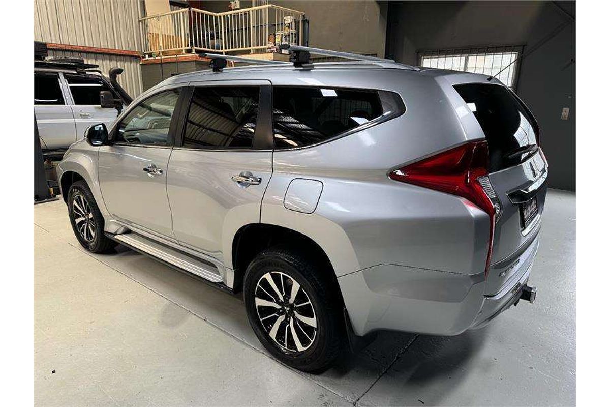 2016 Mitsubishi Pajero GLS NX