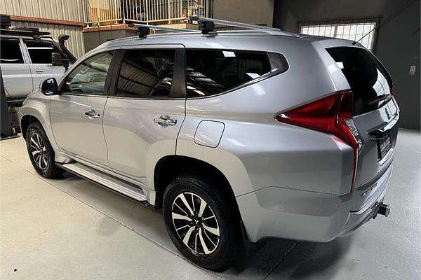 2016 Mitsubishi Pajero GLS NX