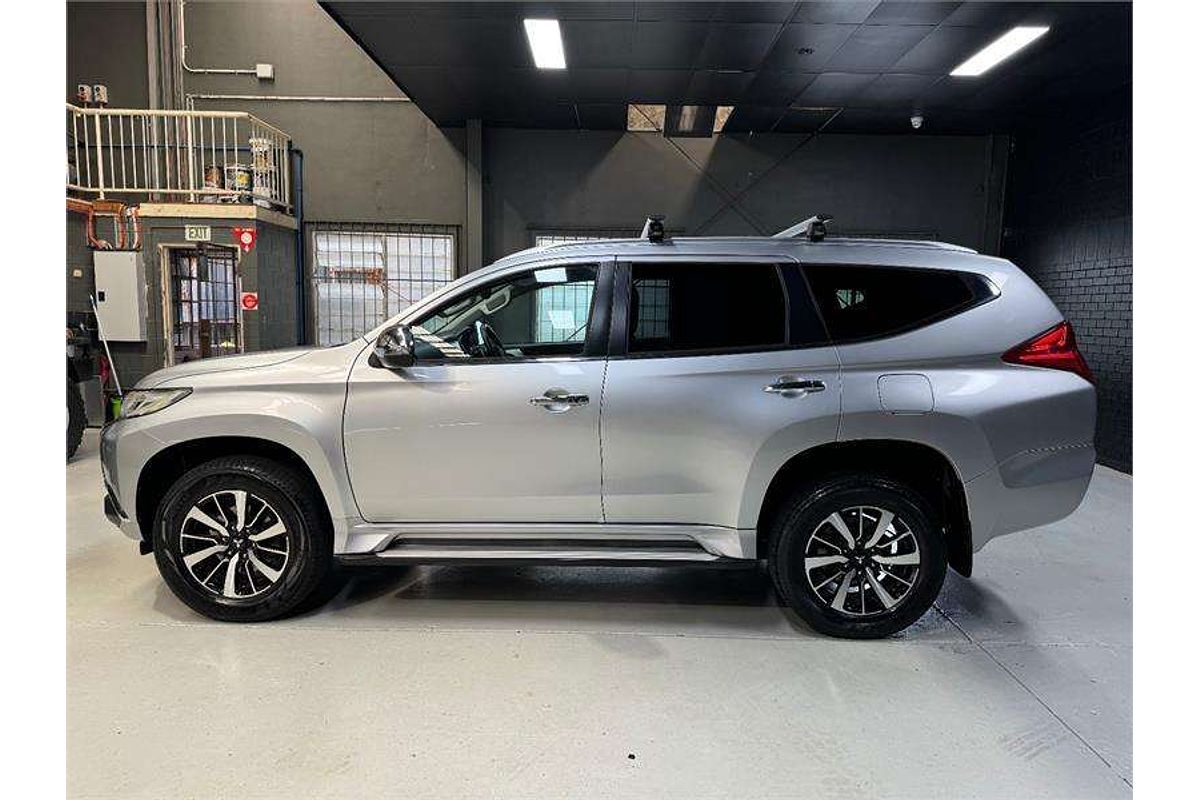 2016 Mitsubishi Pajero GLS NX