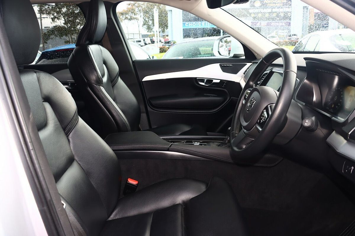 2019 Volvo XC90 D5 Momentum