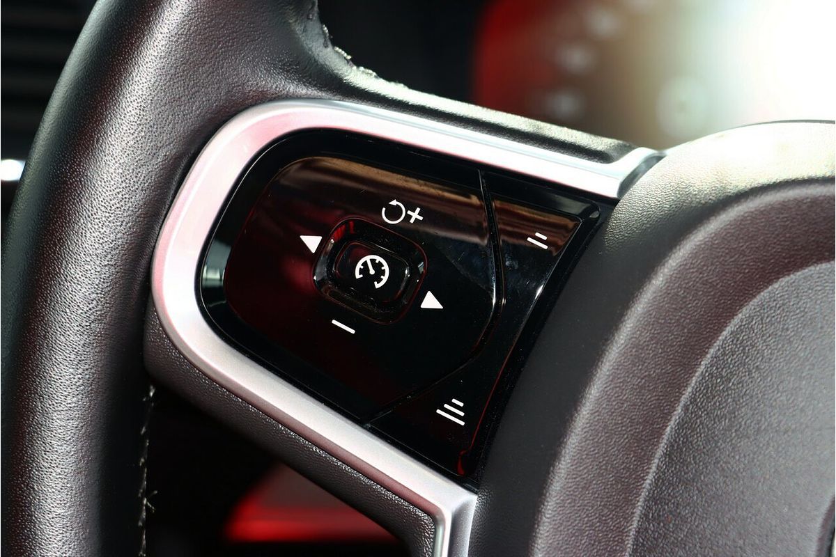 2019 Volvo XC90 D5 Momentum