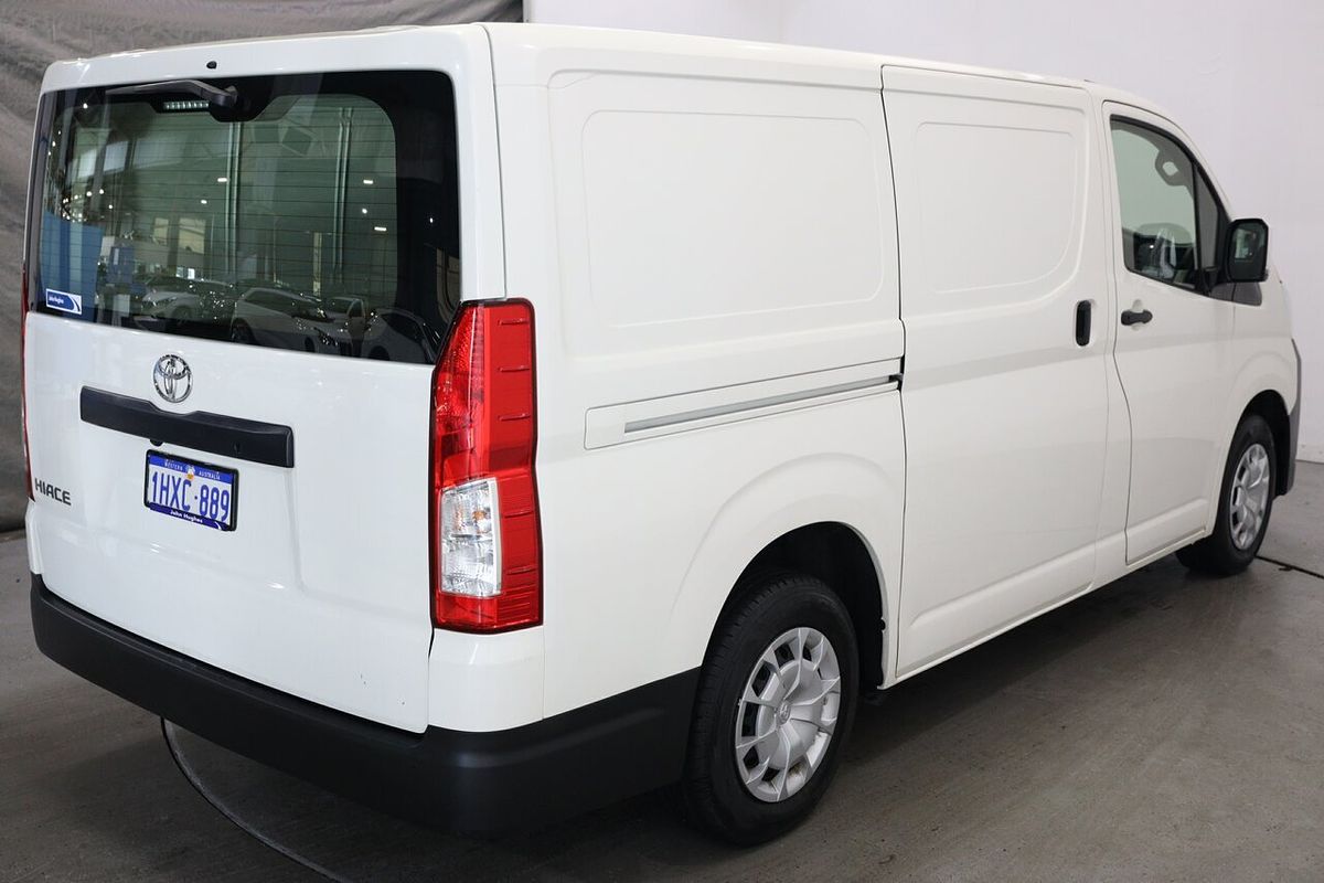 2023 Toyota HiAce LWB GDH300R