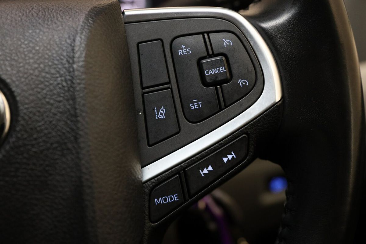 2023 Toyota Hiace GDH300R LWB