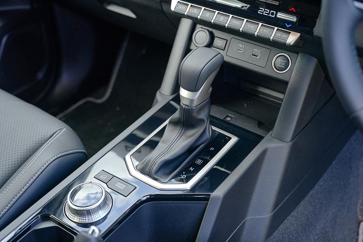 2024 Mitsubishi Triton GLS MV 4X4