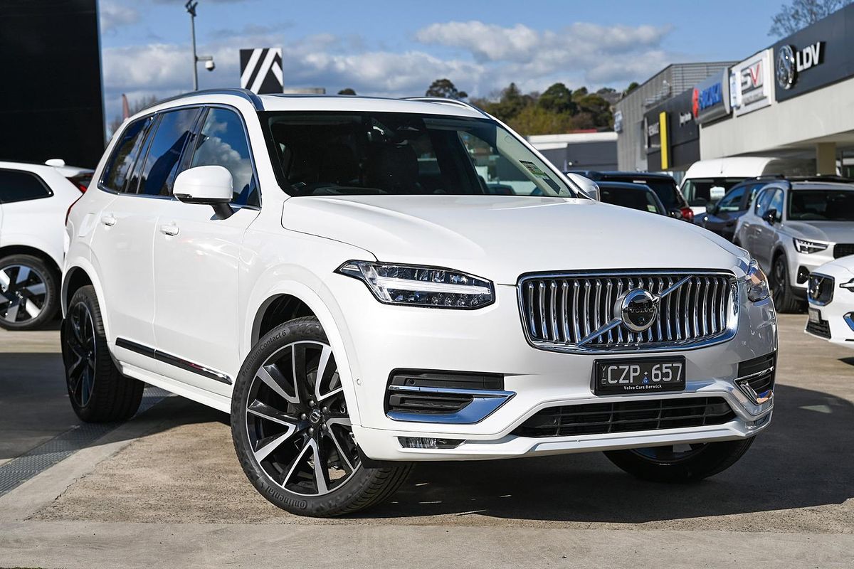 2023 Volvo XC90 Ultimate B5 Bright