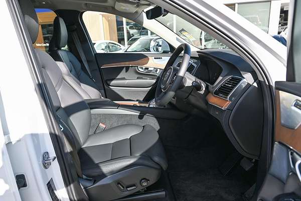 2023 Volvo XC90 Ultimate B5 Bright