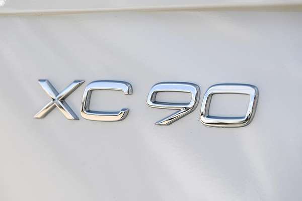 2023 Volvo XC90 Ultimate B5 Bright