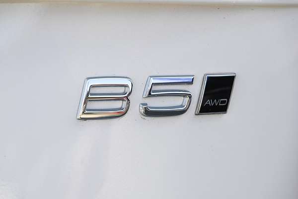 2023 Volvo XC90 Ultimate B5 Bright