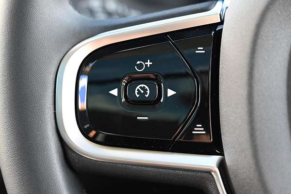2023 Volvo XC90 Ultimate B5 Bright