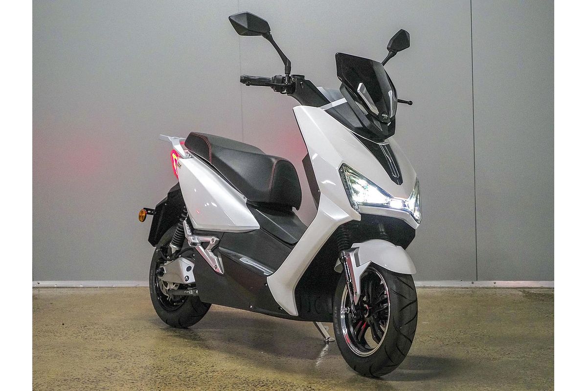 2022 Benzina Zero sport sport