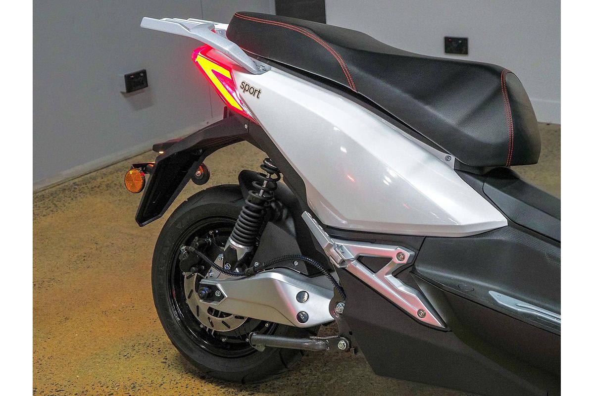 2022 Benzina Zero sport sport