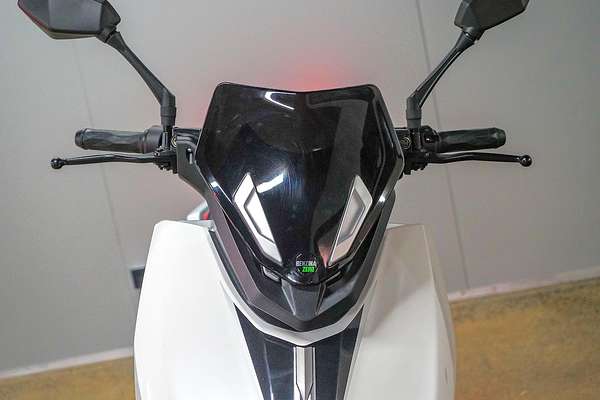 2022 Benzina Zero sport sport