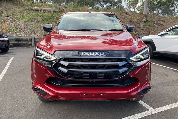 2022 Isuzu MU-X LS-M