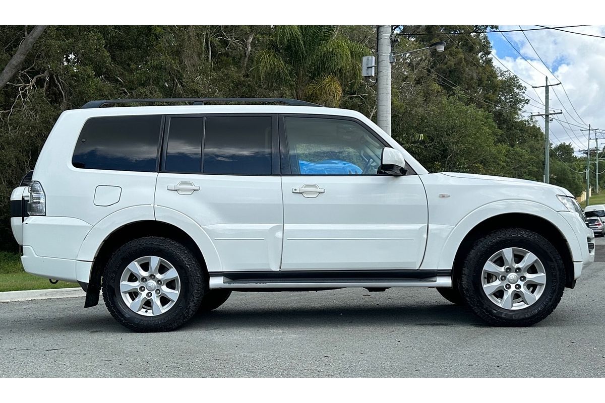 2014 Mitsubishi Pajero GLX NW