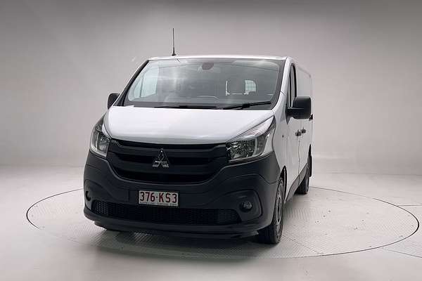 2021 Mitsubishi Express GLX SN