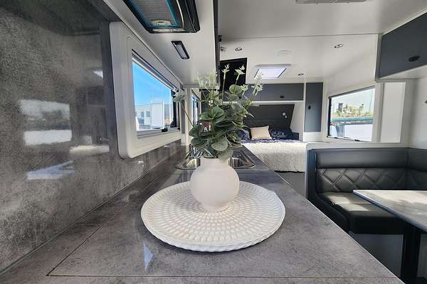 2022 Oz Way Caravans  Xtreme Off Road 19.6