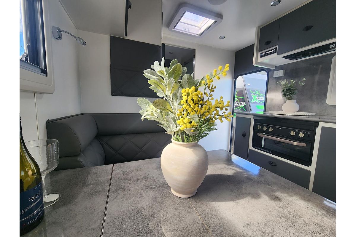 2022 Oz Way Caravans  Xtreme Off Road 19.6