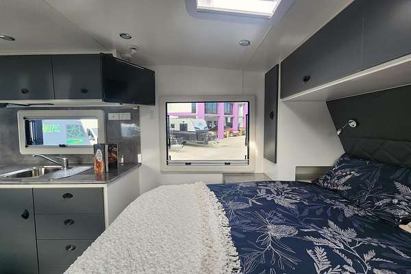 2022 Oz Way Caravans  Xtreme Off Road 19.6