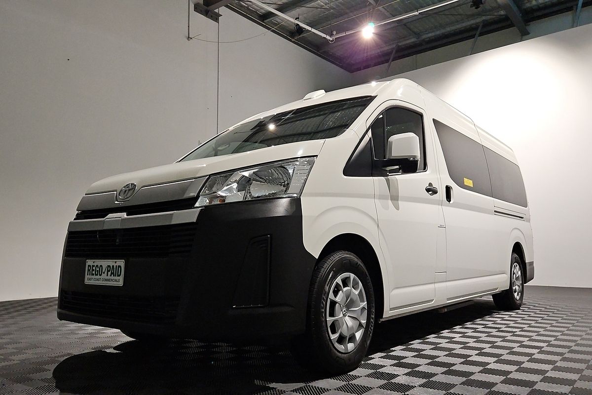 2022 Toyota Hiace Commuter GDH322R