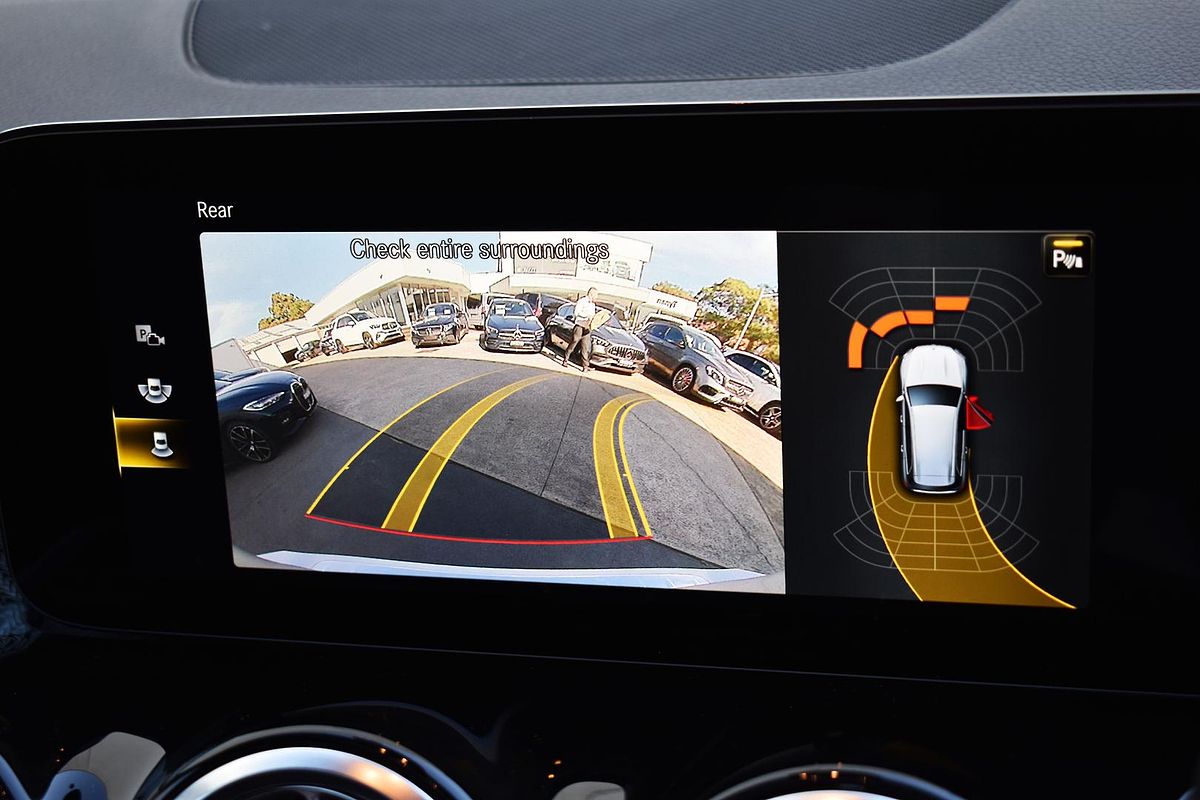 2023 Mercedes-Benz GLB-Class GLB200 X247