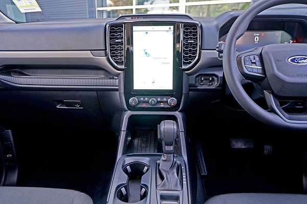 2024 Ford Everest Ambiente