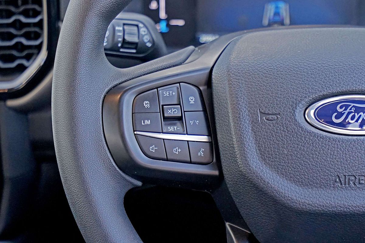 2024 Ford Everest Ambiente
