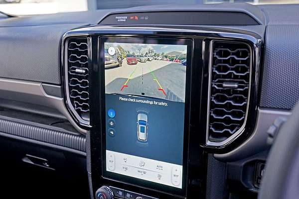 2024 Ford Everest Ambiente
