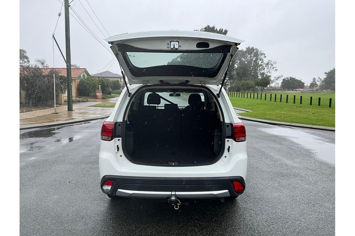 2018 Mitsubishi Outlander ES ZL