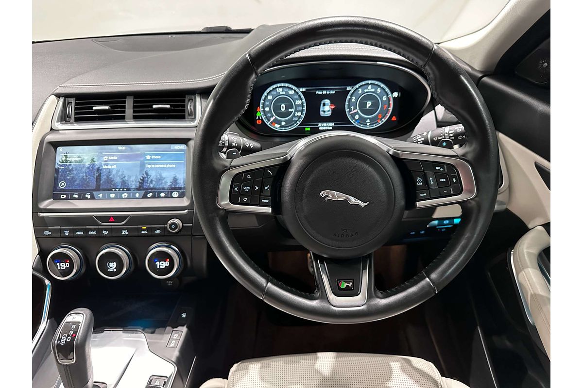 2019 Jaguar E-PACE P250 R-Dynamic HSE X540