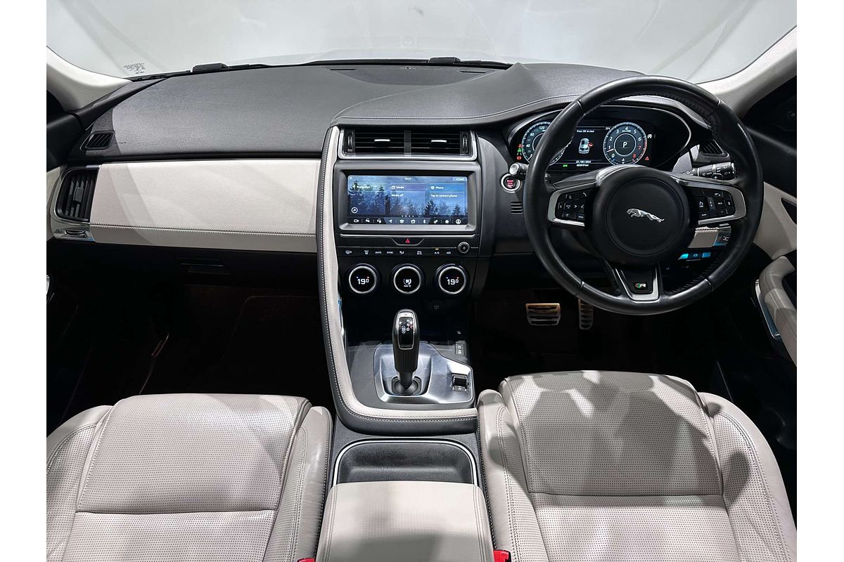 2019 Jaguar E-PACE P250 R-Dynamic HSE X540