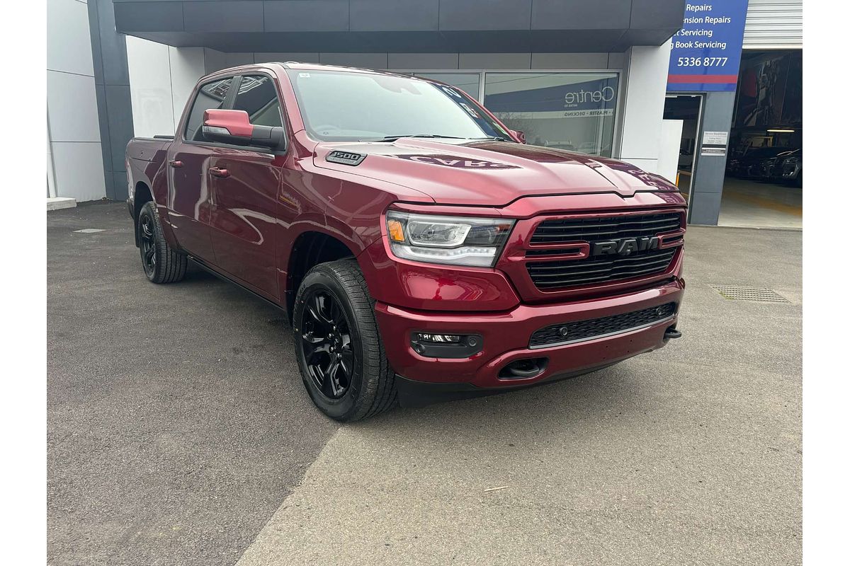 2024 RAM 1500 Laramie Sport RamBox DT 4X4