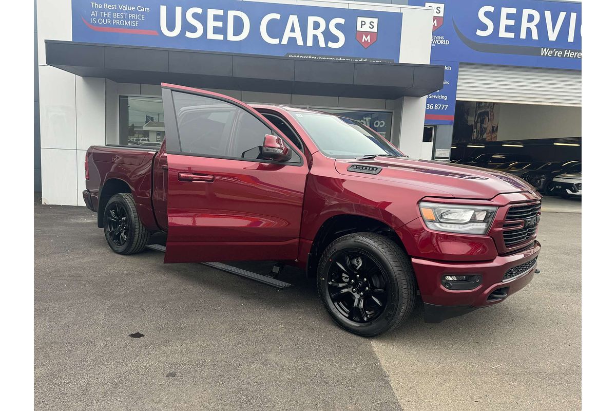 2024 RAM 1500 Laramie Sport RamBox DT 4X4