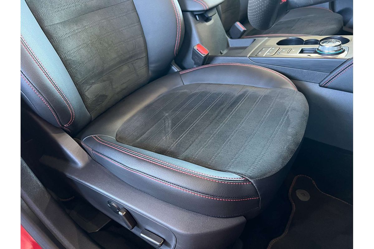 2022 Ford Escape ST-Line PHEV ZH