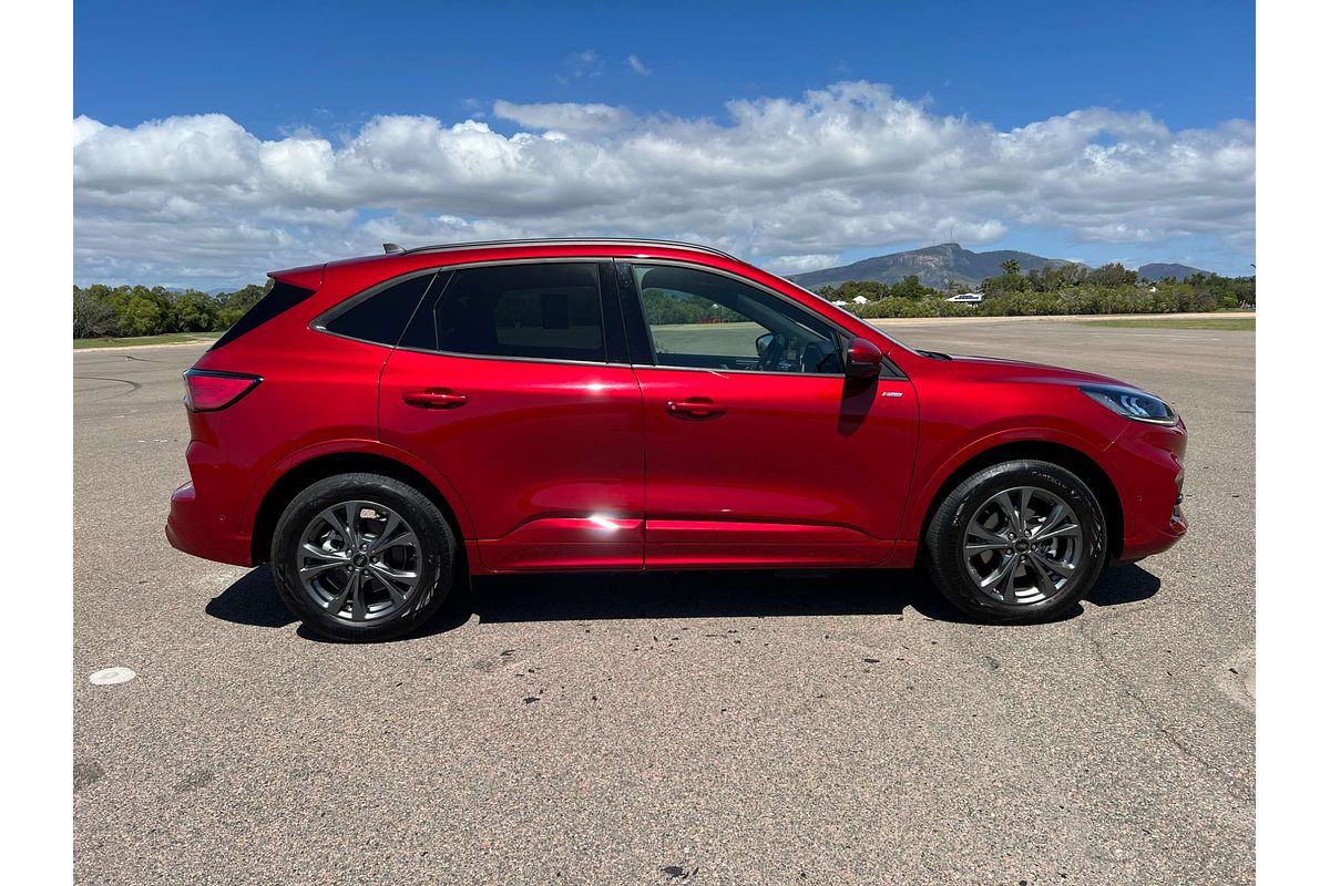 2022 Ford Escape ST-Line PHEV ZH