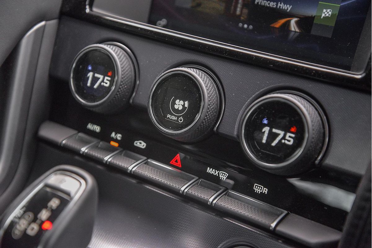 2019 Jaguar F-TYPE 250kW X152