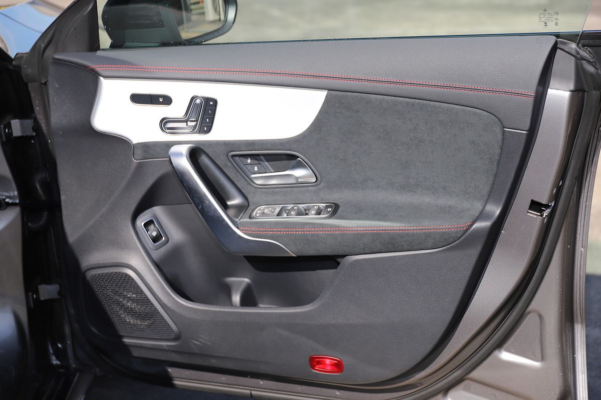 2024 Mercedes-Benz CLA-Class CLA200 C118