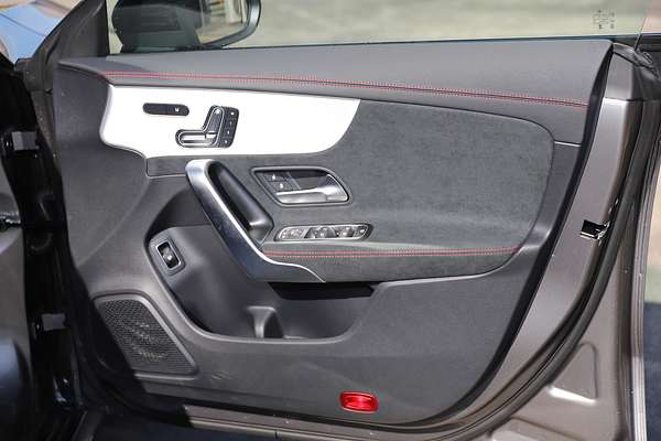2024 Mercedes-Benz CLA-Class CLA200 C118