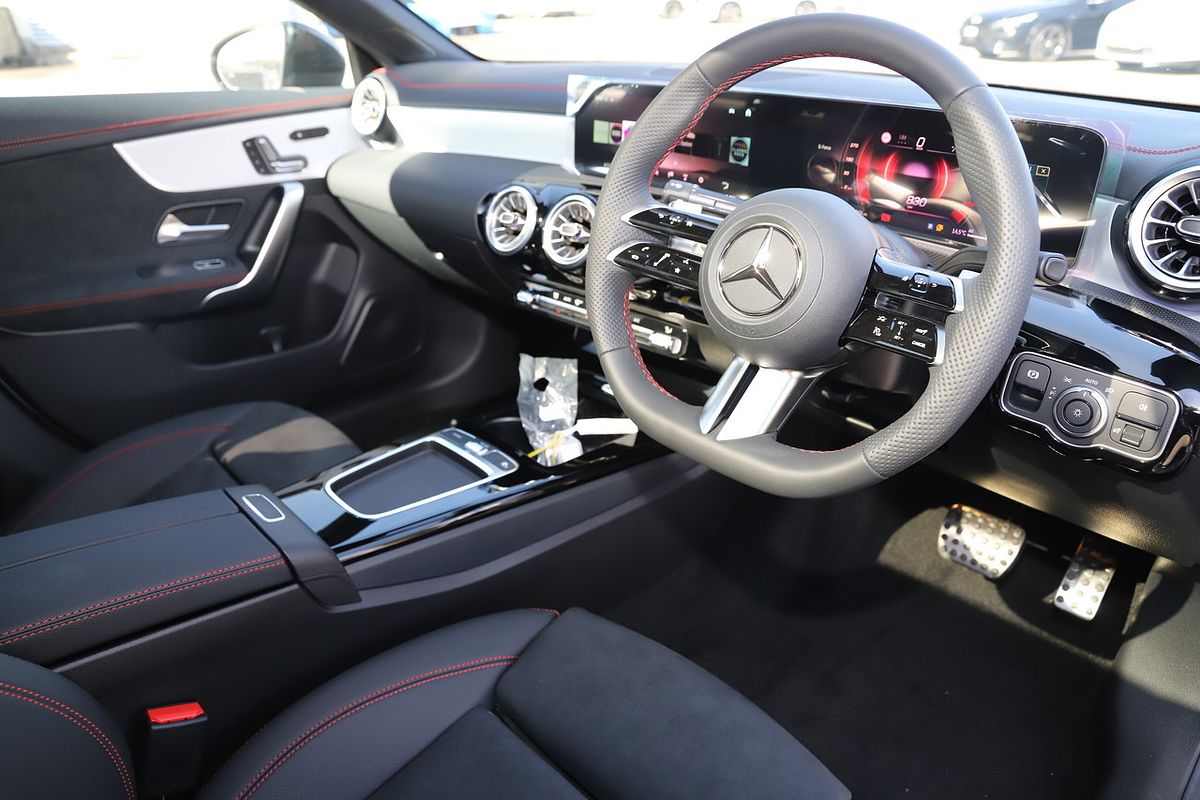 2024 Mercedes-Benz CLA-Class CLA200 C118