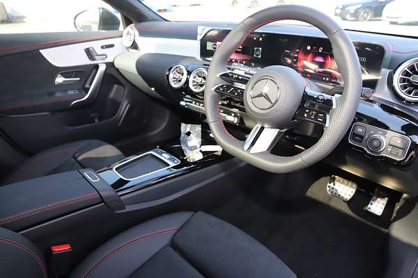 2024 Mercedes-Benz CLA-Class CLA200 C118