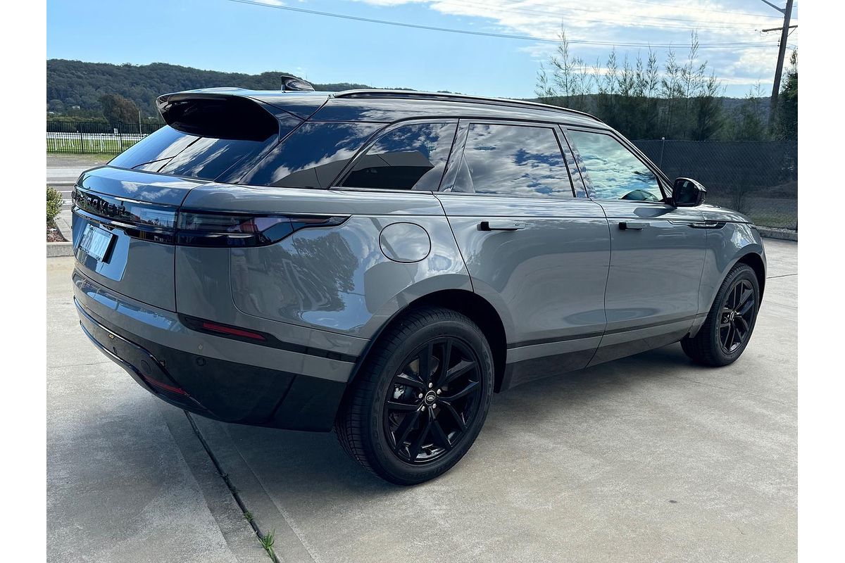 2023 Land Rover Range Rover Velar P250 Dynamic SE L560