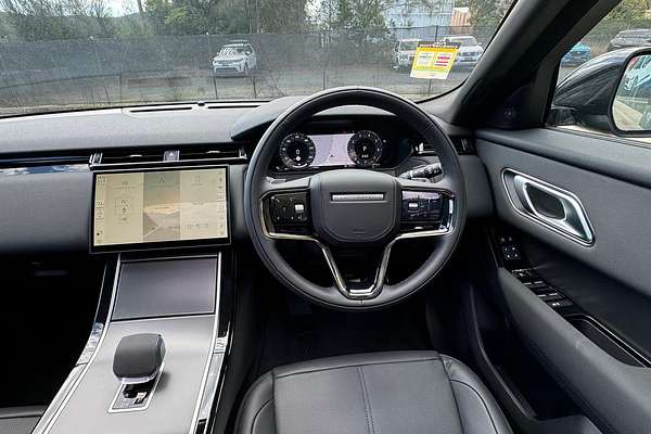 2023 Land Rover Range Rover Velar P250 Dynamic SE L560