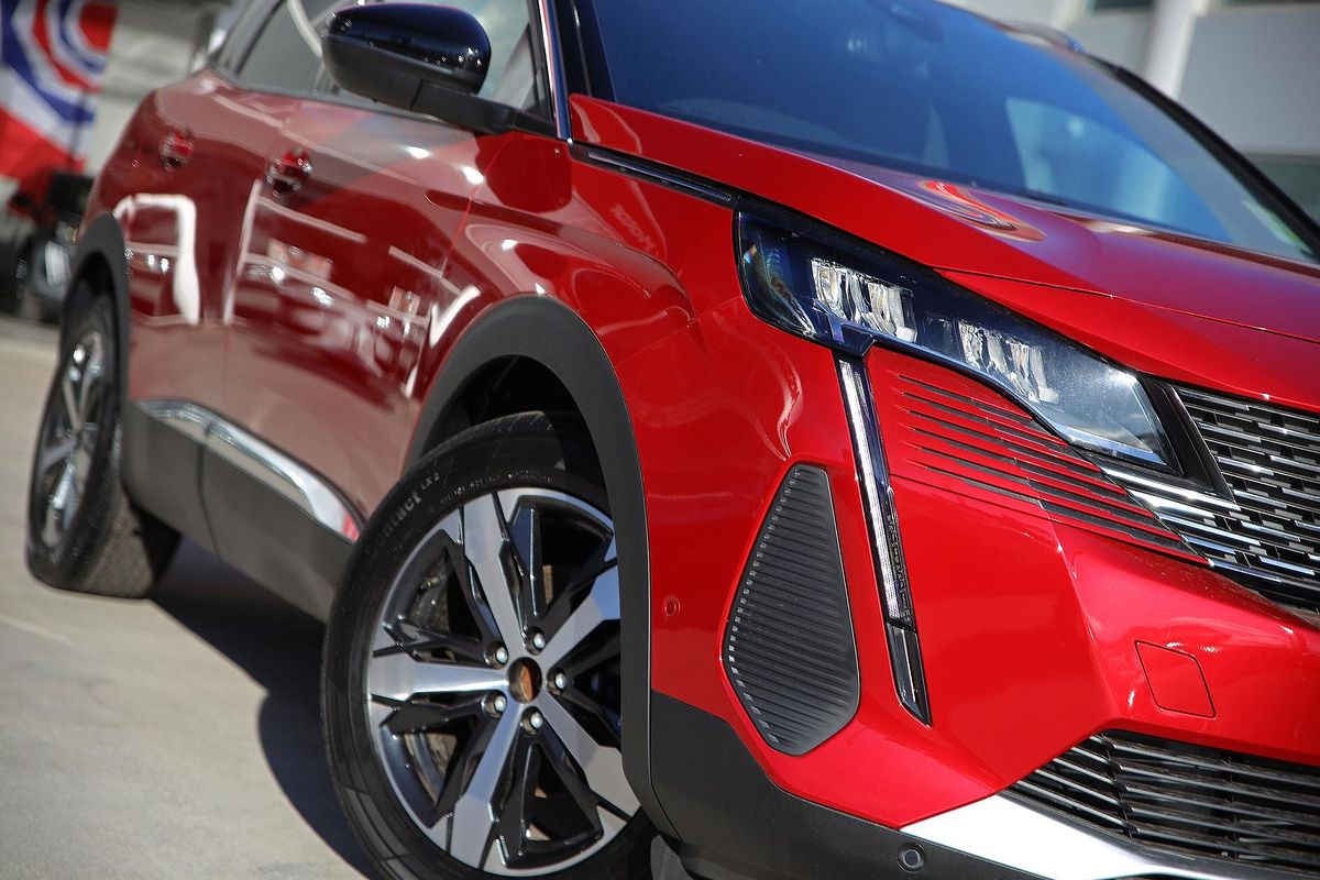 2023 Peugeot 3008 Allure P84