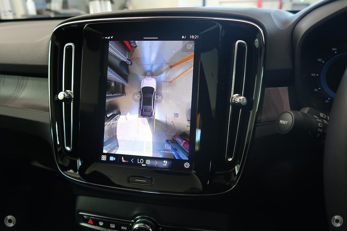 2023 Volvo C40 Recharge Twin