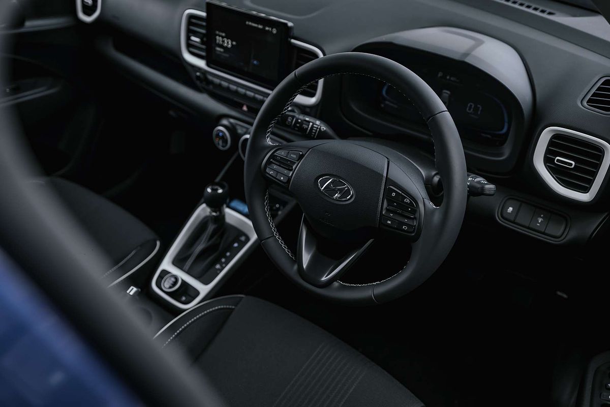 2024 Hyundai Venue Elite QX.V5