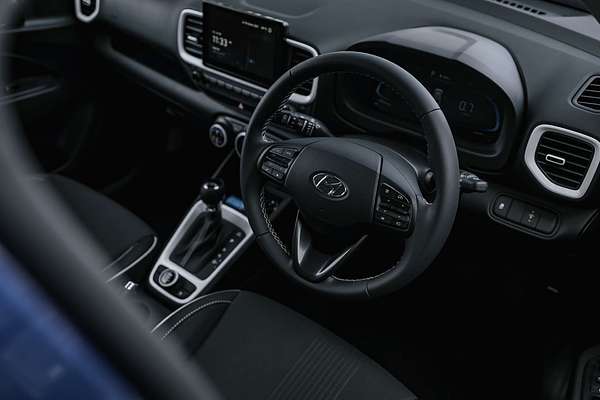 2024 Hyundai Venue Elite QX.V5