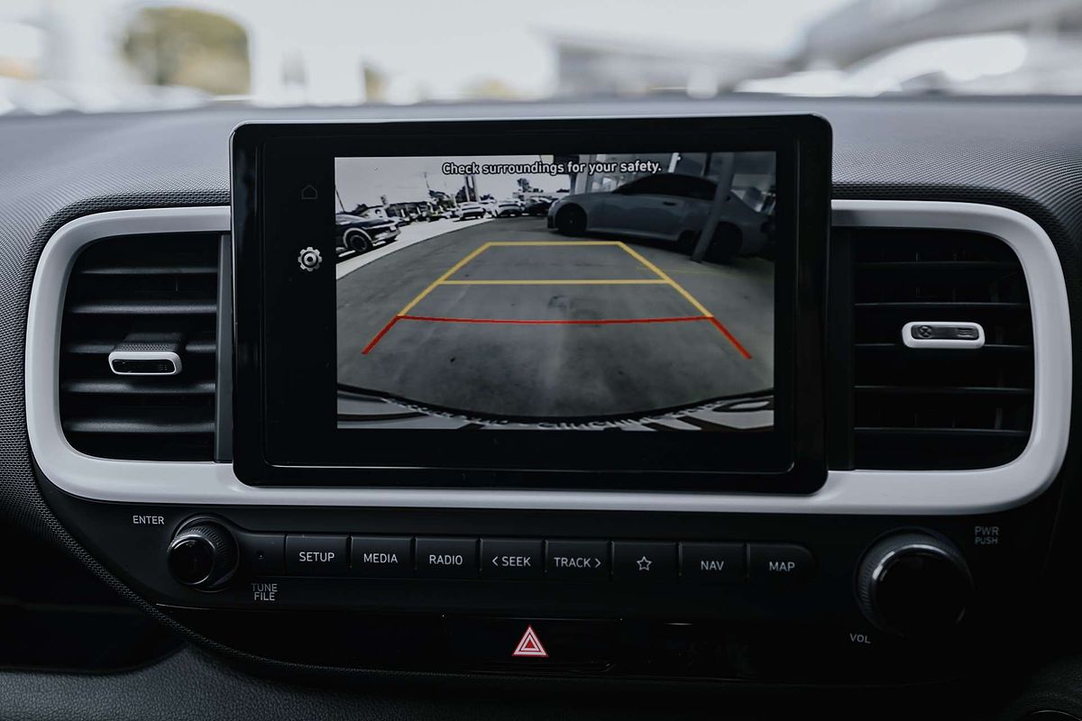 2024 Hyundai Venue Elite QX.V5